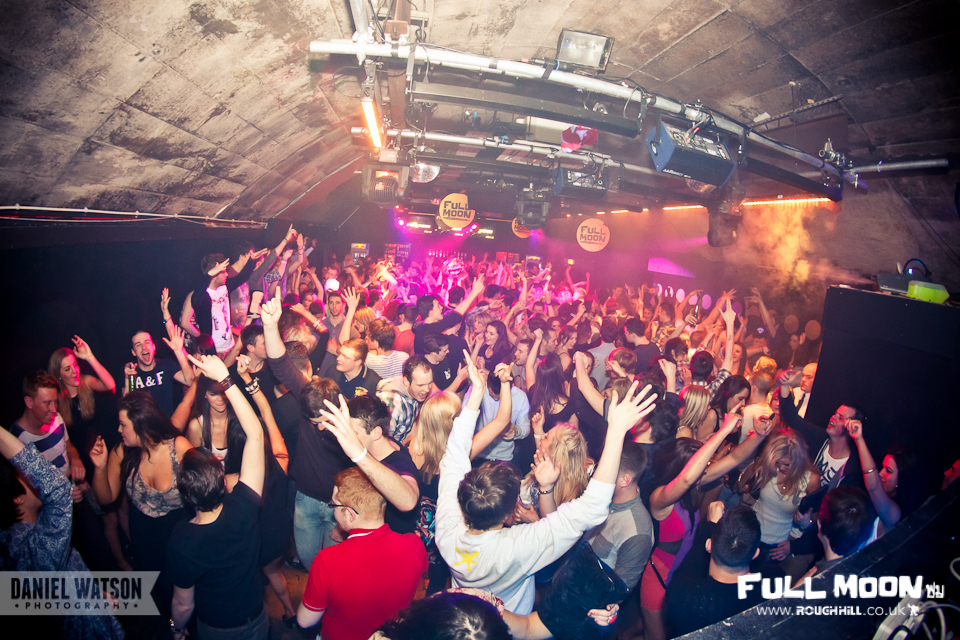 IMAGE: http://payload38.cargocollective.com/1/3/110609/3062853/22-03-2012-3_o.jpg